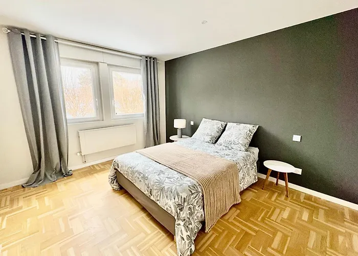 Bright House In Calm And Comfort *