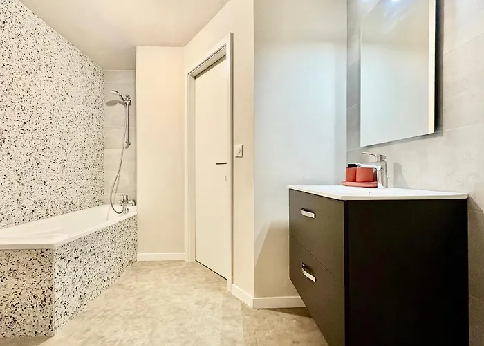 Bright House In Calm And Comfort Nyaraló